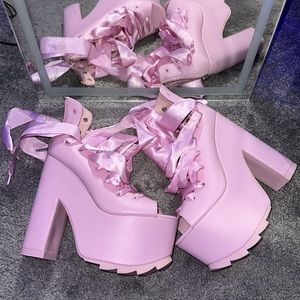 Dolls kill YRU ballet bae pink US size 8